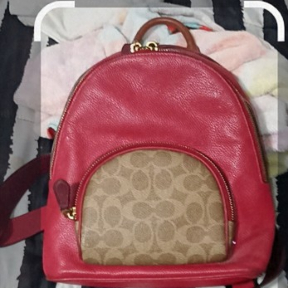 Coach Carrie Backpack 23 Brass/Tan Red Apple Colorblock Signature Canvas